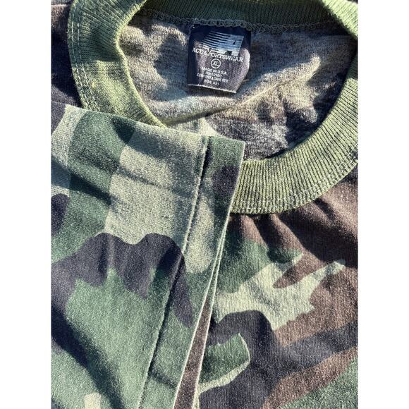 Vintage 80s ace sportswear camo thin single stitched XL shirt Deadstock - Picture 2 of 4